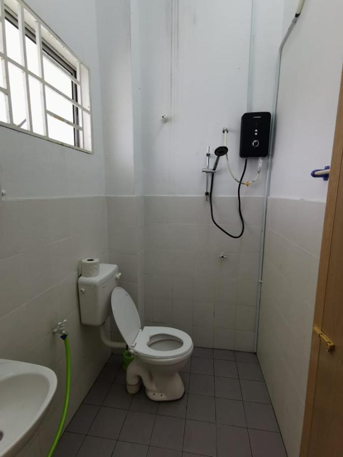As'Cattleya Homestay Sepang Buitenkant foto